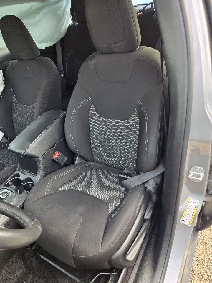 Vehicle/248750_10.jpg