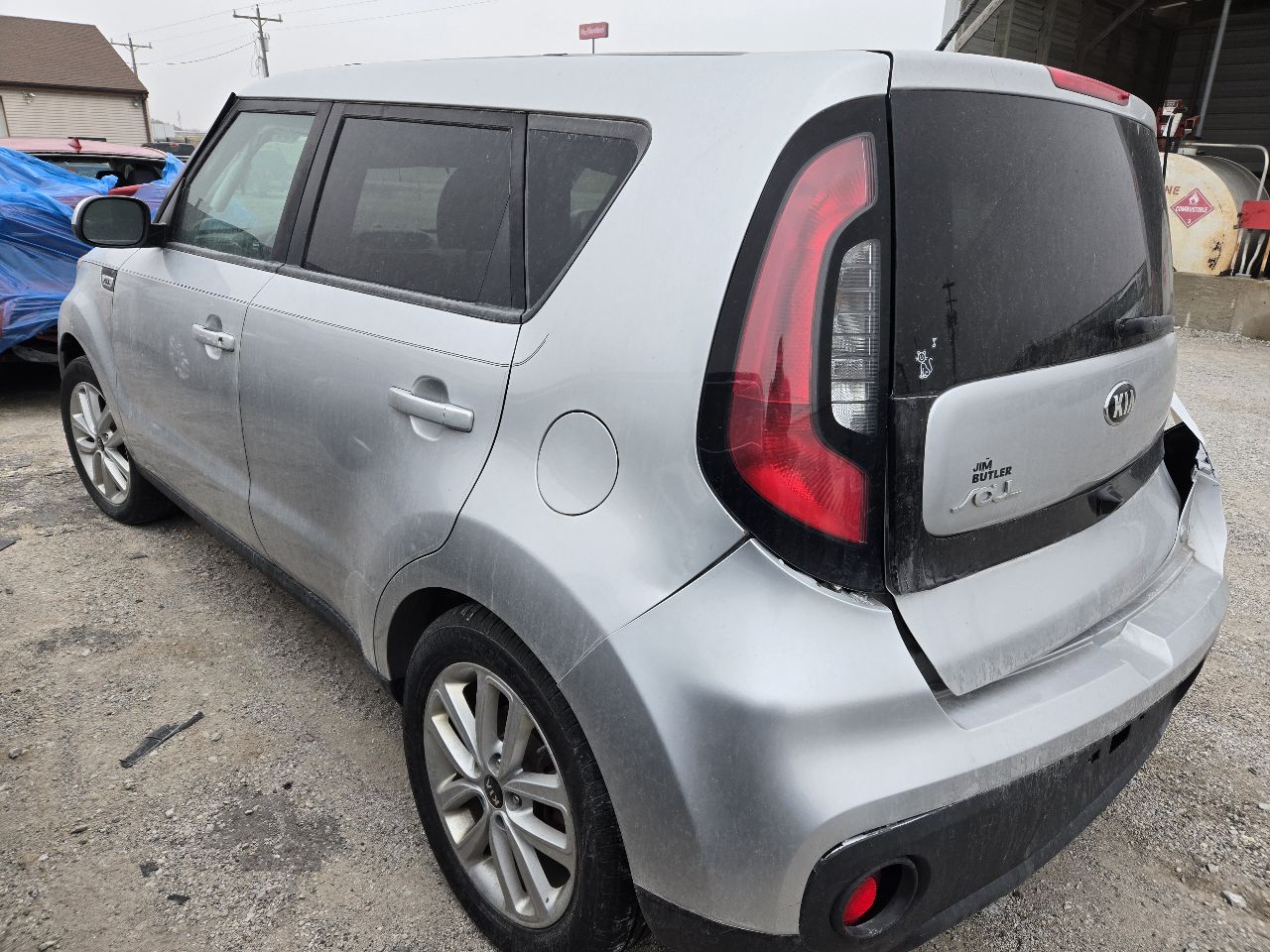 https://f005.backblazeb2.com/file/img-partshotlines-com/Inventory/EX441/Vehicle/248753_03.jpg