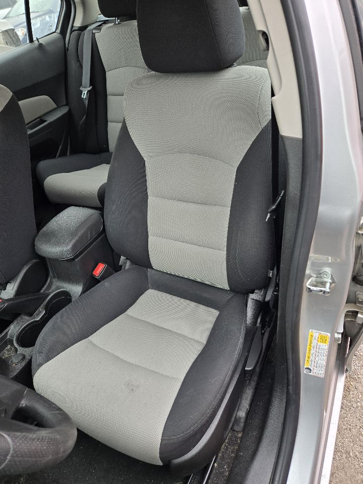 Vehicle/248766_09.jpg