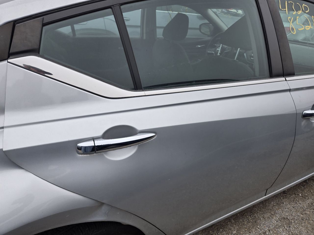 Vehicle/248767_06.jpg