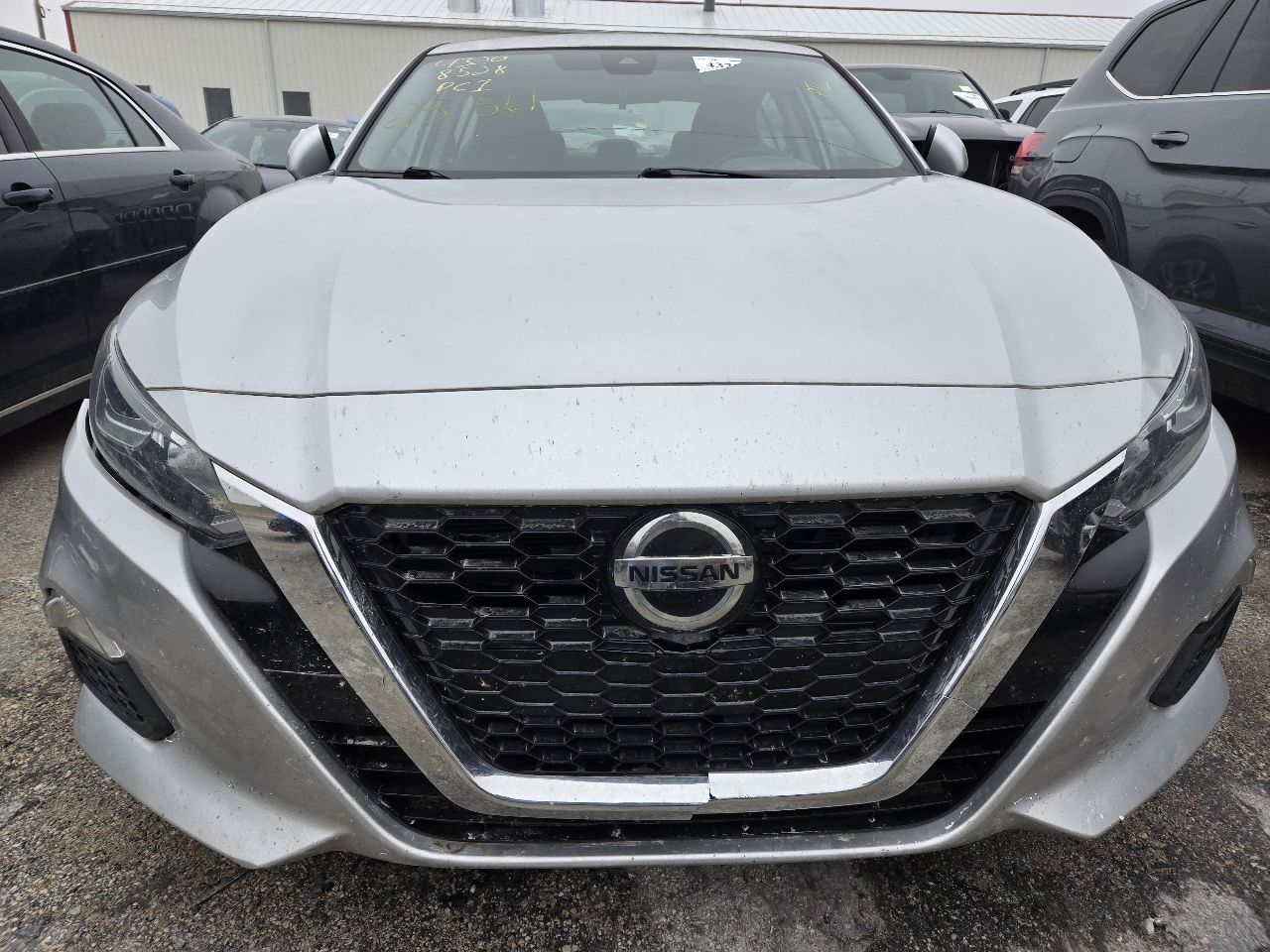 Vehicle/248767_09.jpg