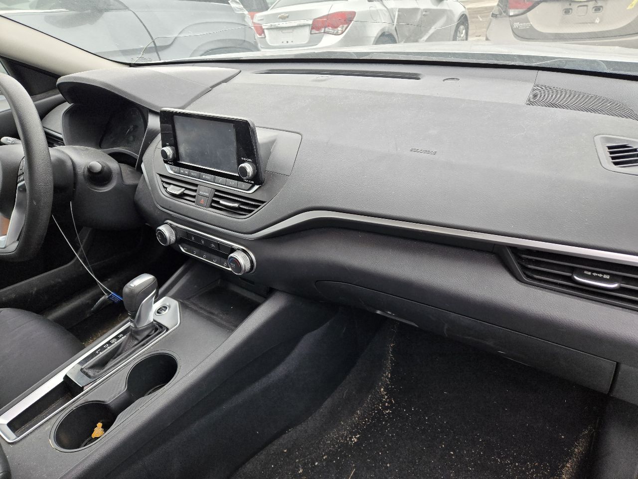 Vehicle/248767_19.jpg