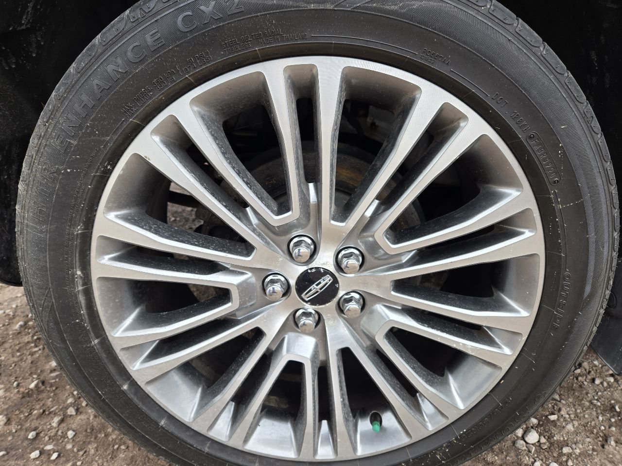 https://f005.backblazeb2.com/file/img-partshotlines-com/Inventory/EX441/Vehicle/248777_06.jpg