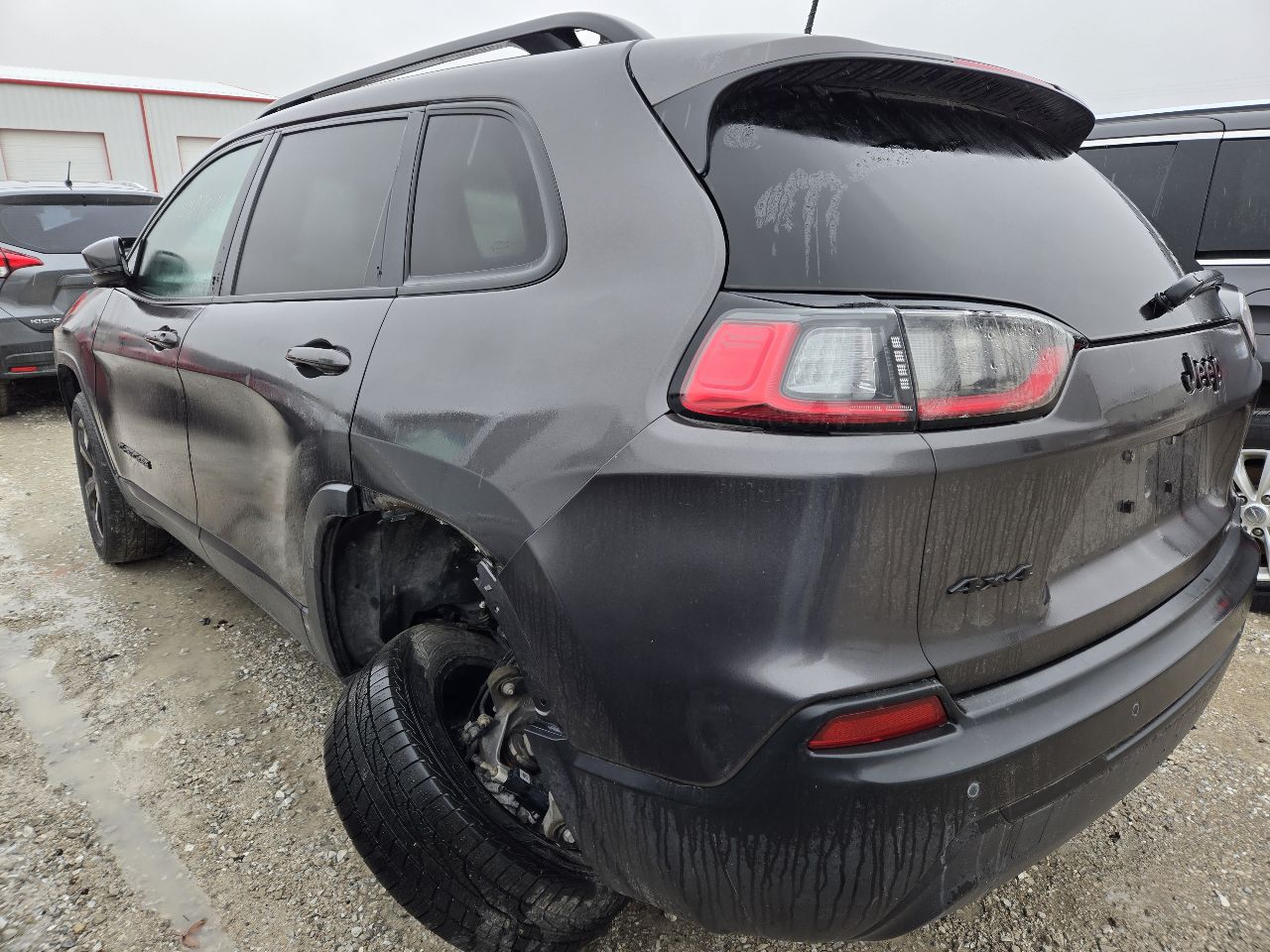 Vehicle/248786_03.jpg