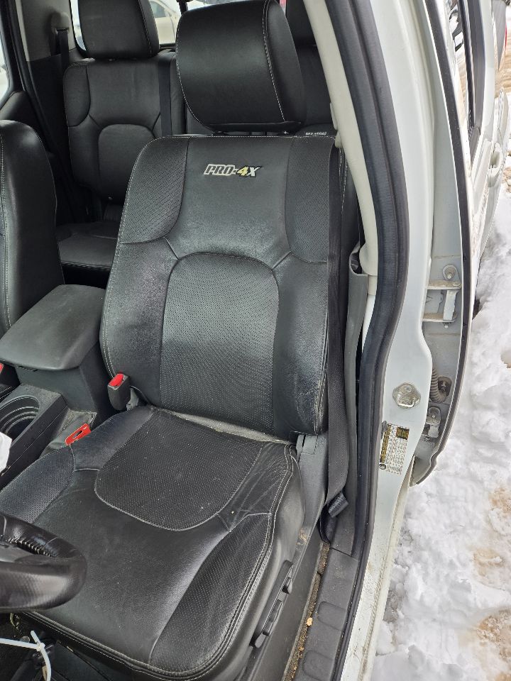 https://f005.backblazeb2.com/file/img-partshotlines-com/Inventory/EX441/Vehicle/248807_11.jpg