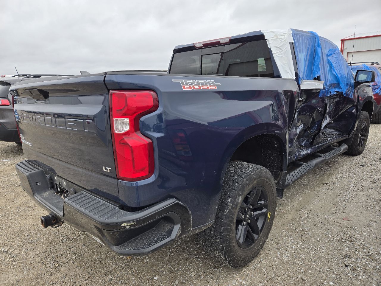 Vehicle/248824_04.jpg