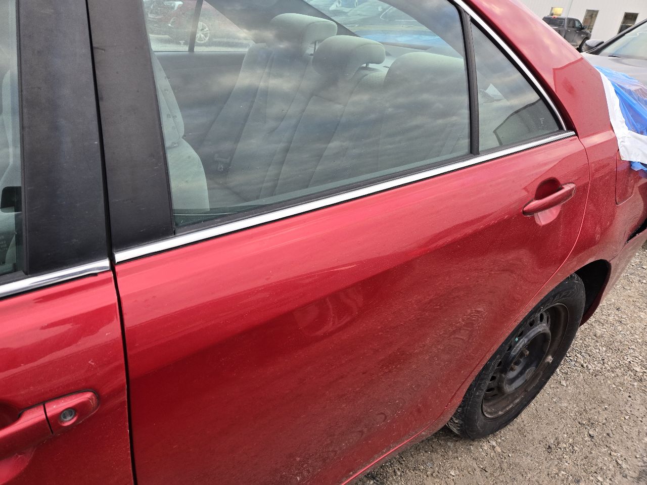 https://f005.backblazeb2.com/file/img-partshotlines-com/Inventory/EX441/Vehicle/248826_11.jpg
