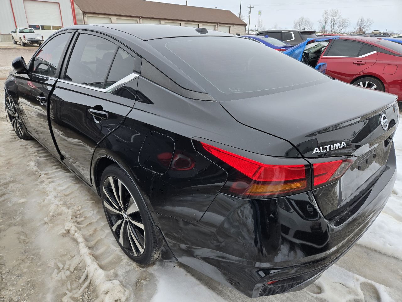Vehicle/248871_03.jpg