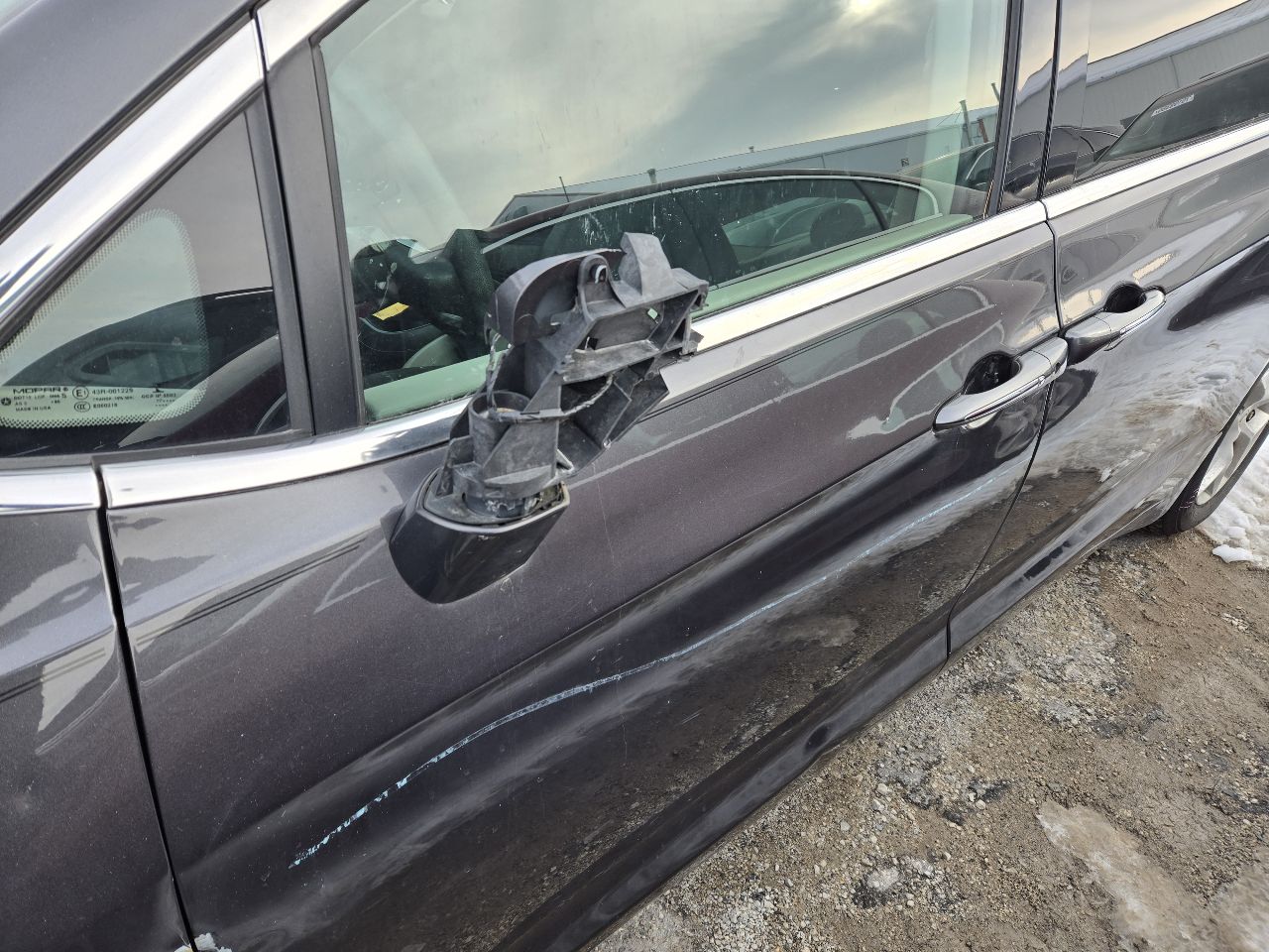 https://f005.backblazeb2.com/file/img-partshotlines-com/Inventory/EX441/Vehicle/248874_08.jpg