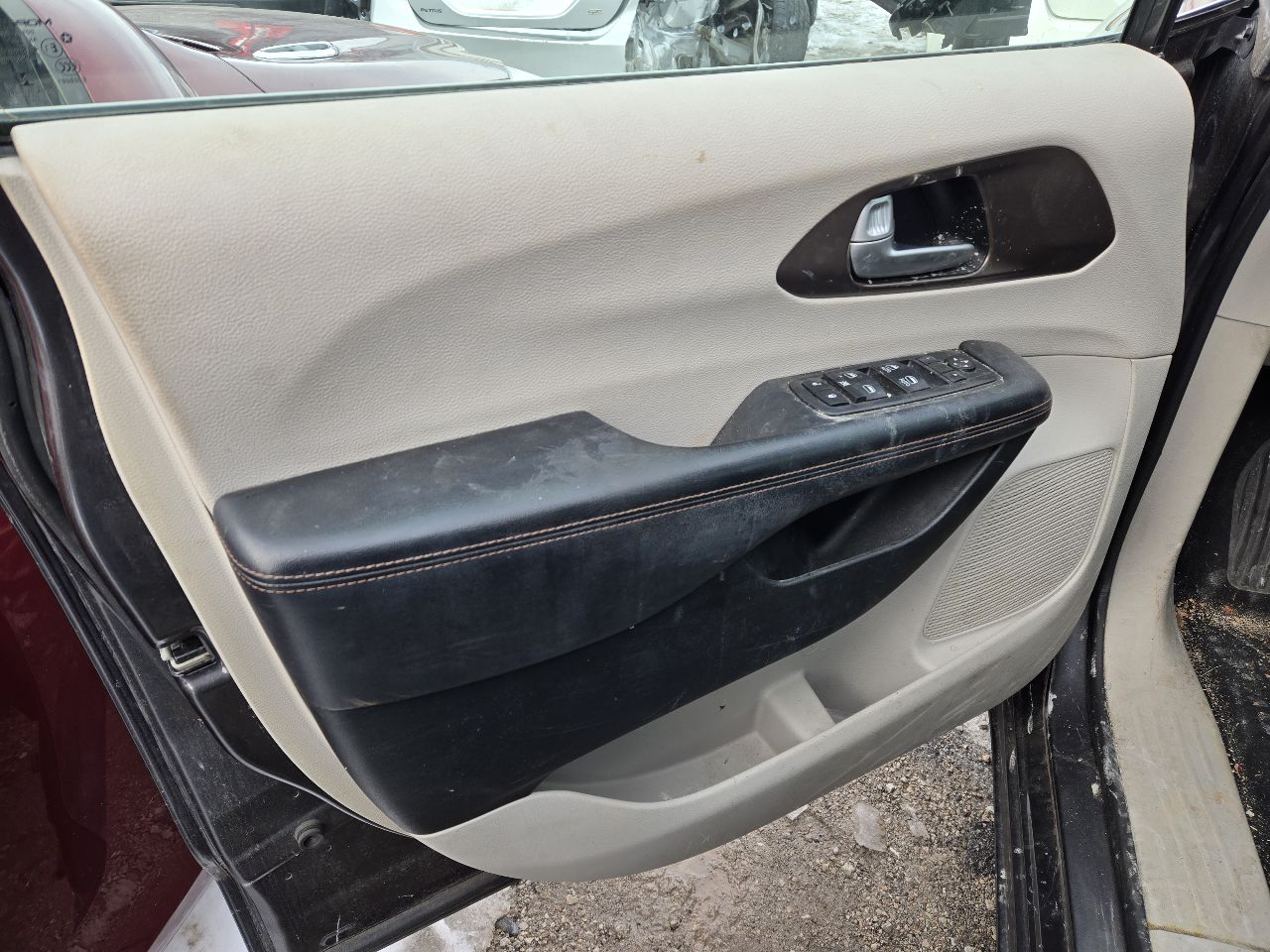 https://f005.backblazeb2.com/file/img-partshotlines-com/Inventory/EX441/Vehicle/248874_11.jpg