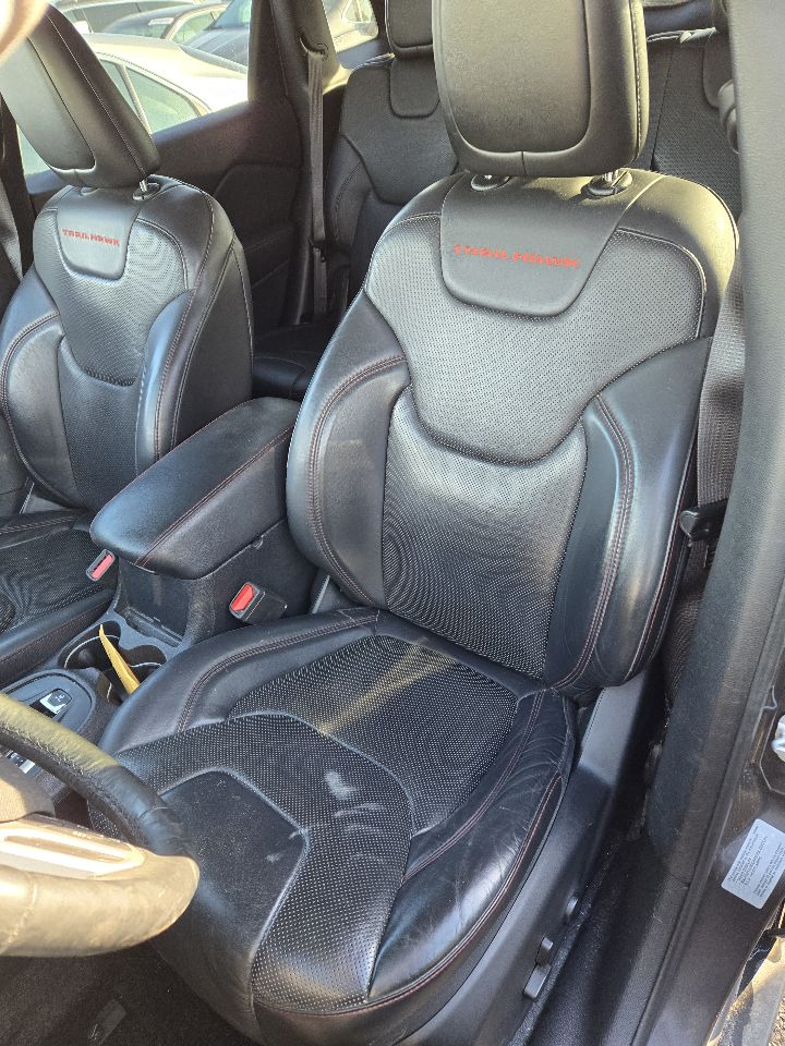 Vehicle/248876_10.jpg