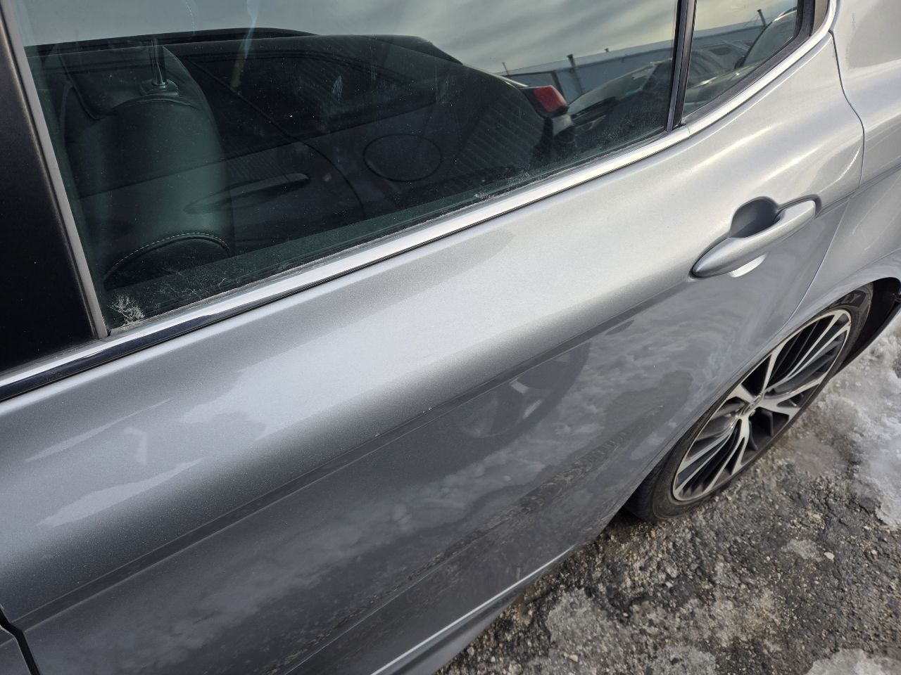 https://f005.backblazeb2.com/file/img-partshotlines-com/Inventory/EX441/Vehicle/248877_09.jpg
