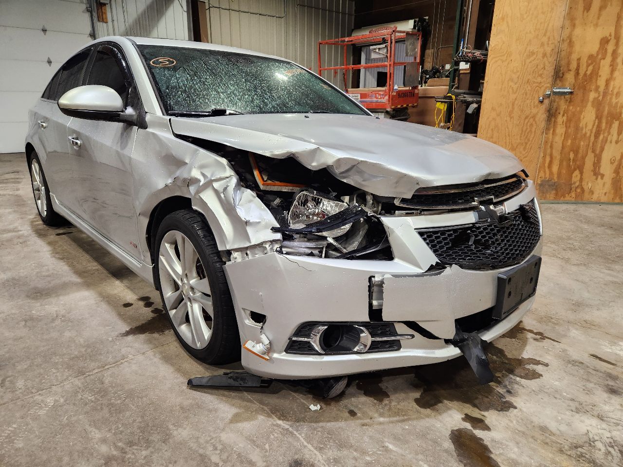 Vehicle/248895_04.jpg