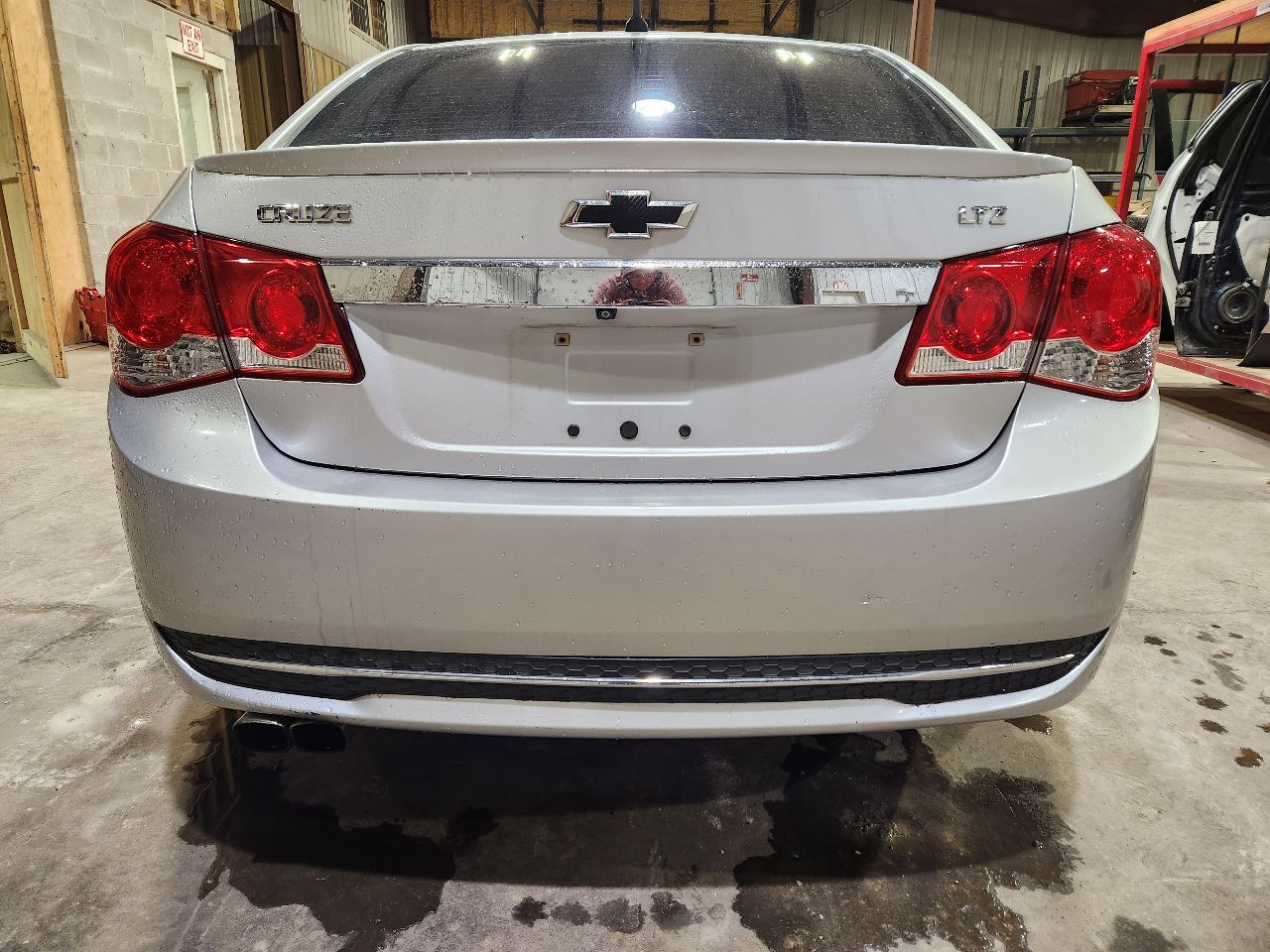 Vehicle/248895_11.jpg