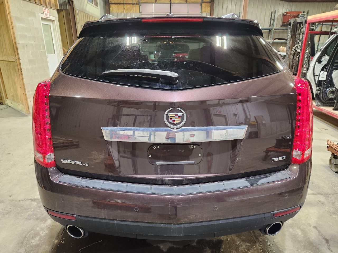 Vehicle/248896_08.jpg