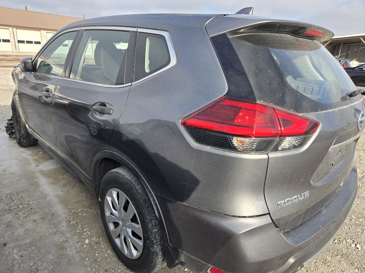 Vehicle/248923_03.jpg