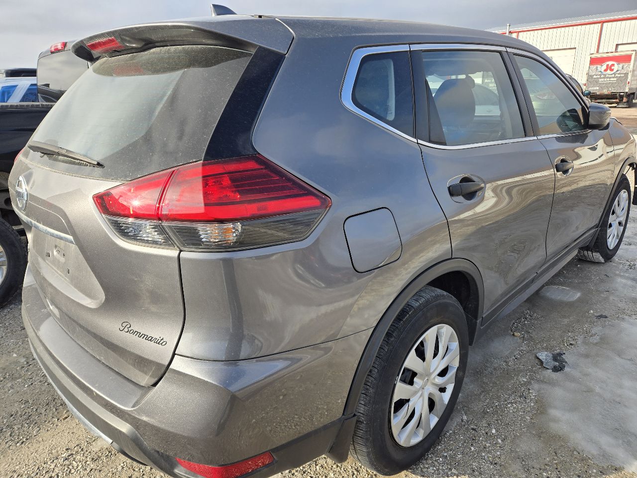 Vehicle/248923_04.jpg