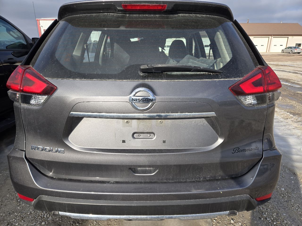 Vehicle/248923_05.jpg