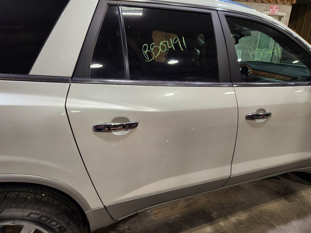 Vehicle/248932_17.jpg