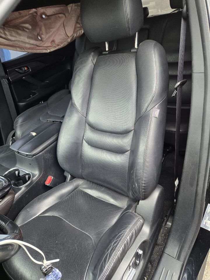 https://f005.backblazeb2.com/file/img-partshotlines-com/Inventory/EX441/Vehicle/248968_11.jpg