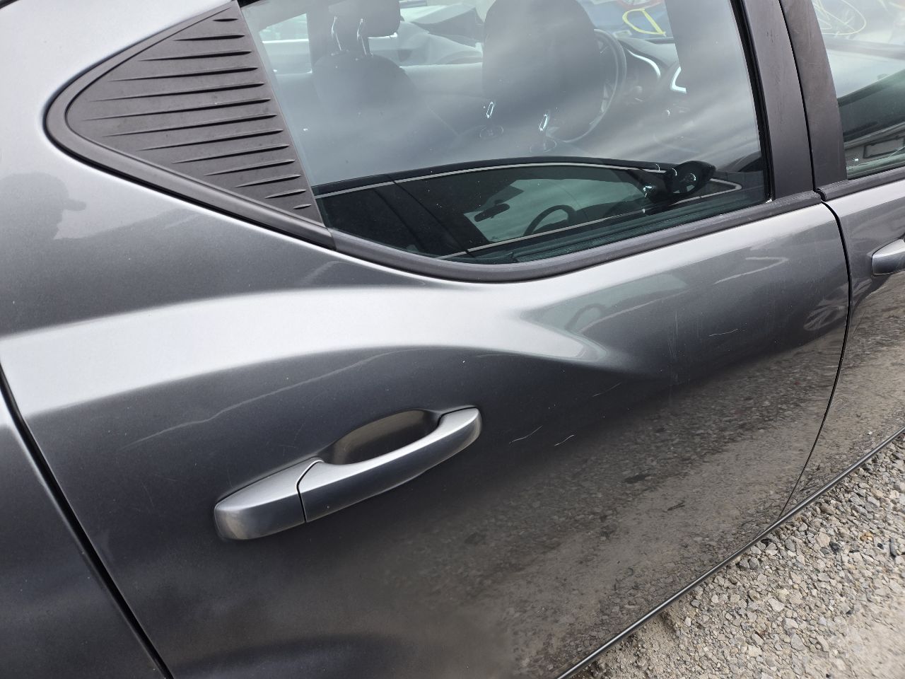 https://f005.backblazeb2.com/file/img-partshotlines-com/Inventory/EX441/Vehicle/248998_07.jpg