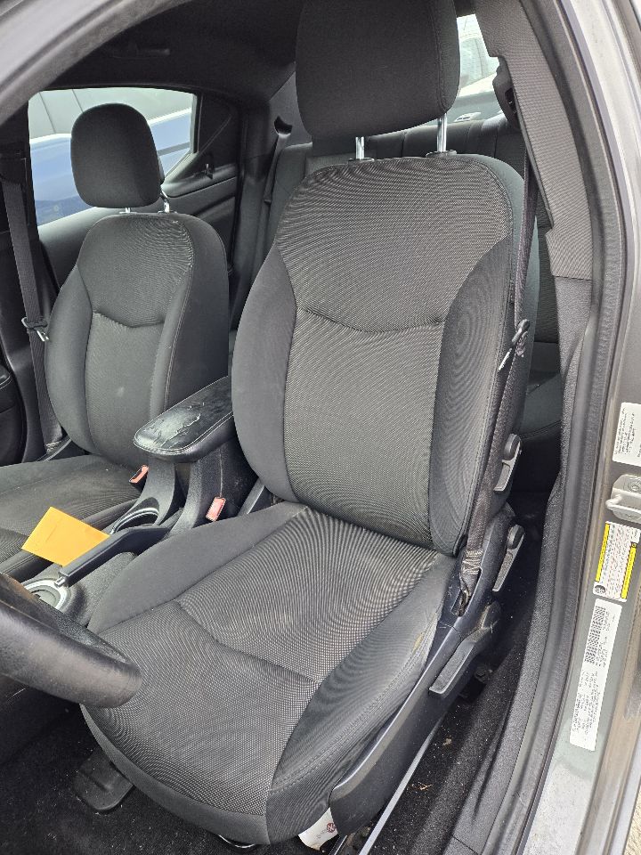 https://f005.backblazeb2.com/file/img-partshotlines-com/Inventory/EX441/Vehicle/248998_12.jpg