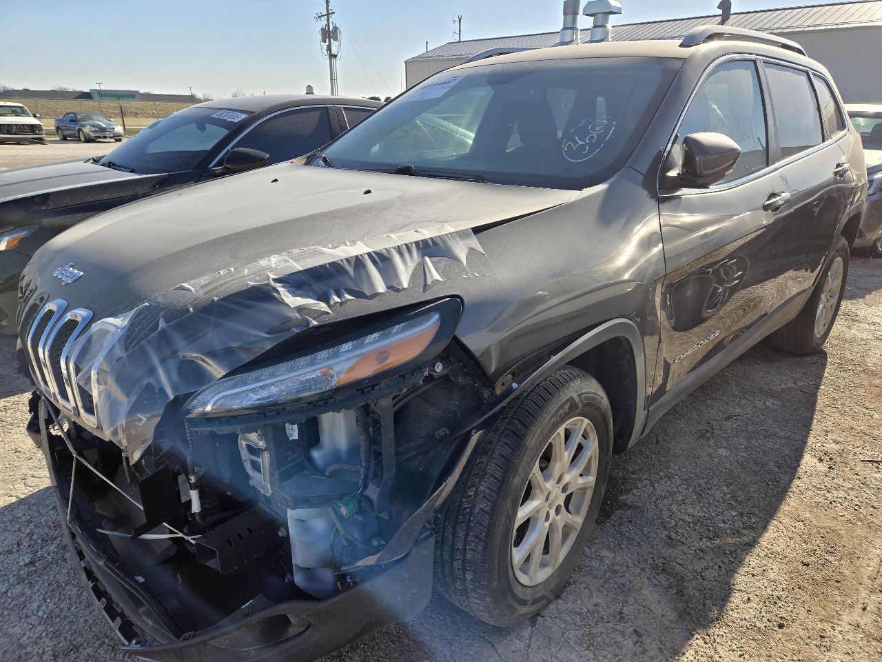 Vehicle/249012_02.jpg