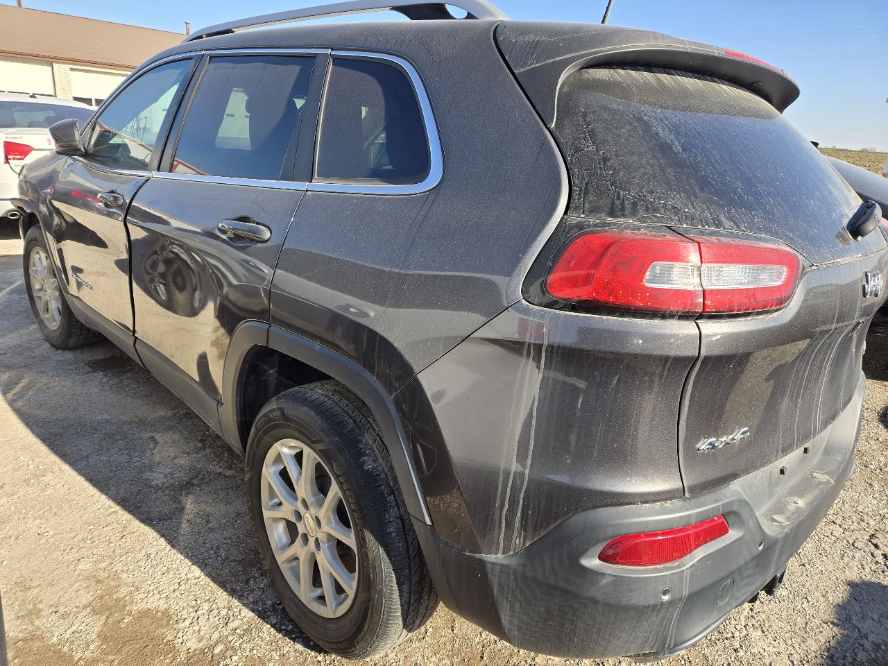 Vehicle/249012_03.jpg