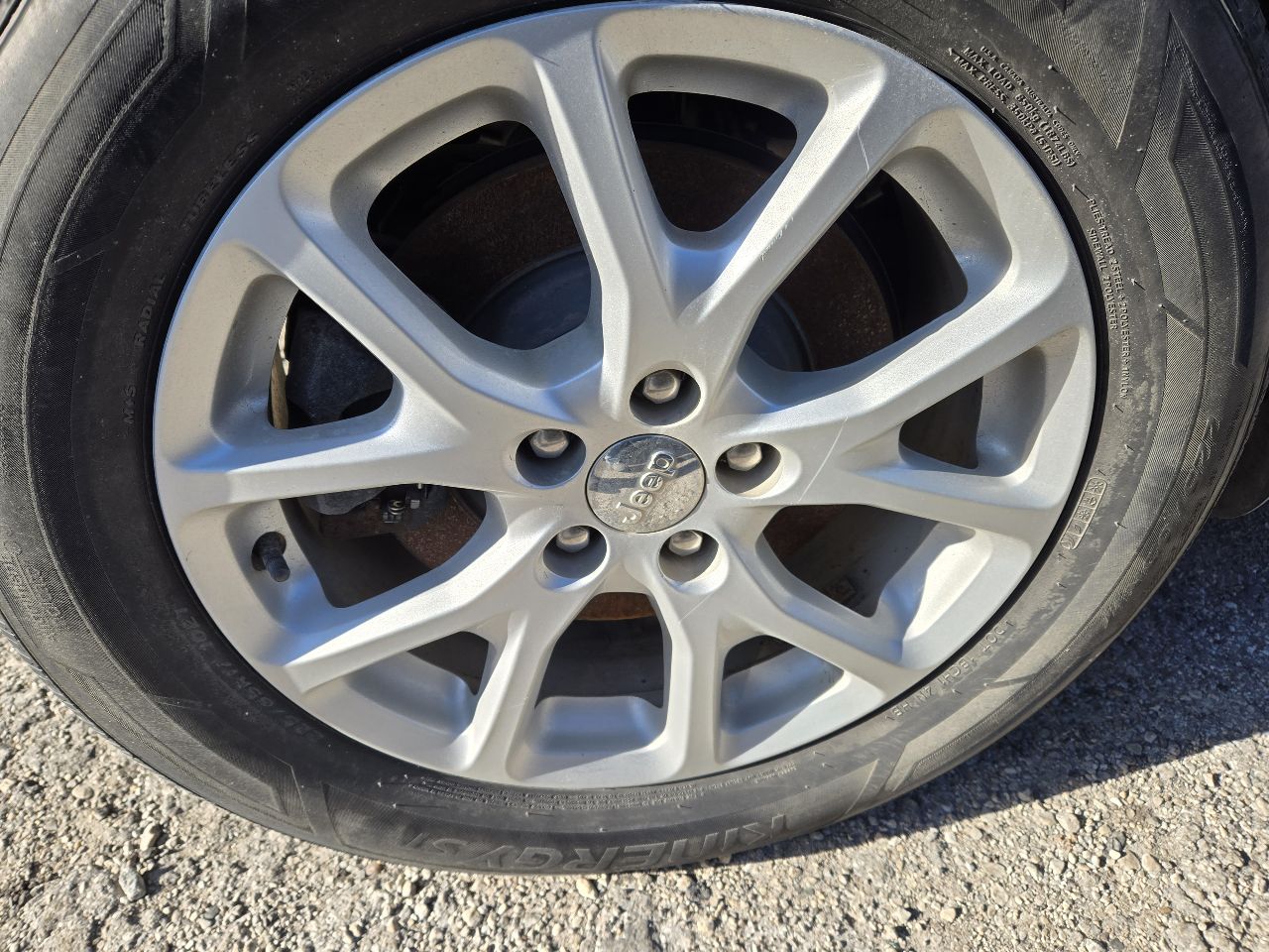 Vehicle/249012_06.jpg