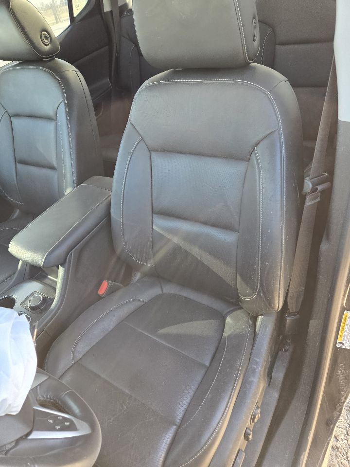 Vehicle/249023_12.jpg