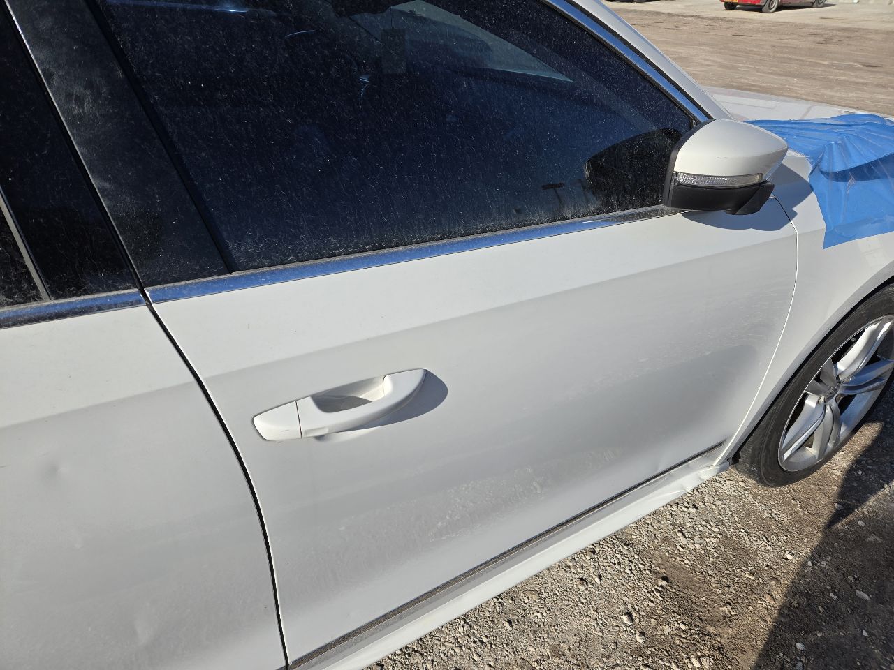 Vehicle/249024_08.jpg