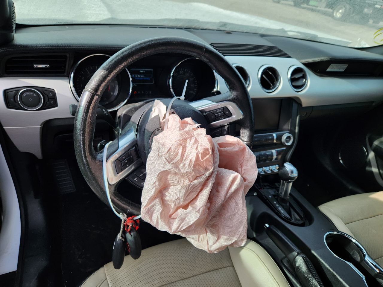 https://f005.backblazeb2.com/file/img-partshotlines-com/Inventory/EX441/Vehicle/249034_08.jpg