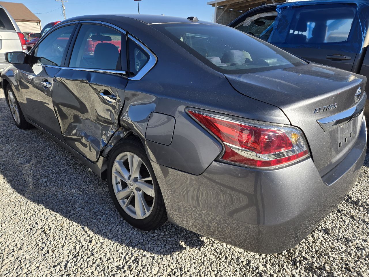 Vehicle/249053_03.jpg