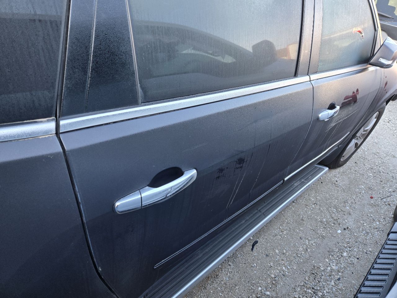 Vehicle/249064_06.jpg