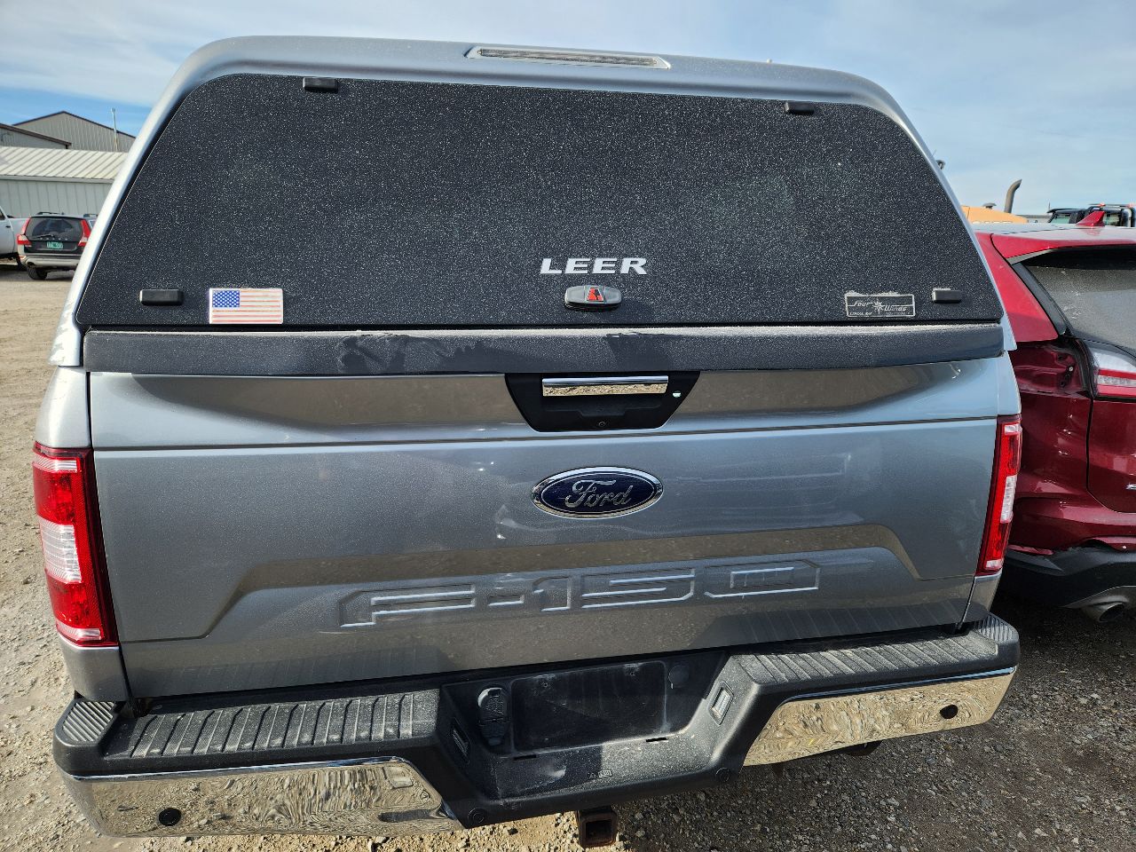 Vehicle/249084_07.jpg