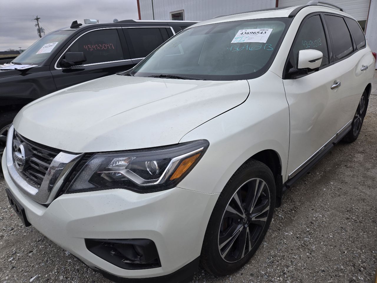 Vehicle/249096_02.jpg