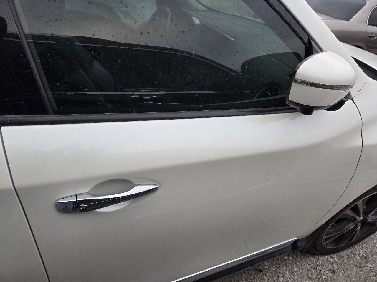 Vehicle/249096_08.jpg