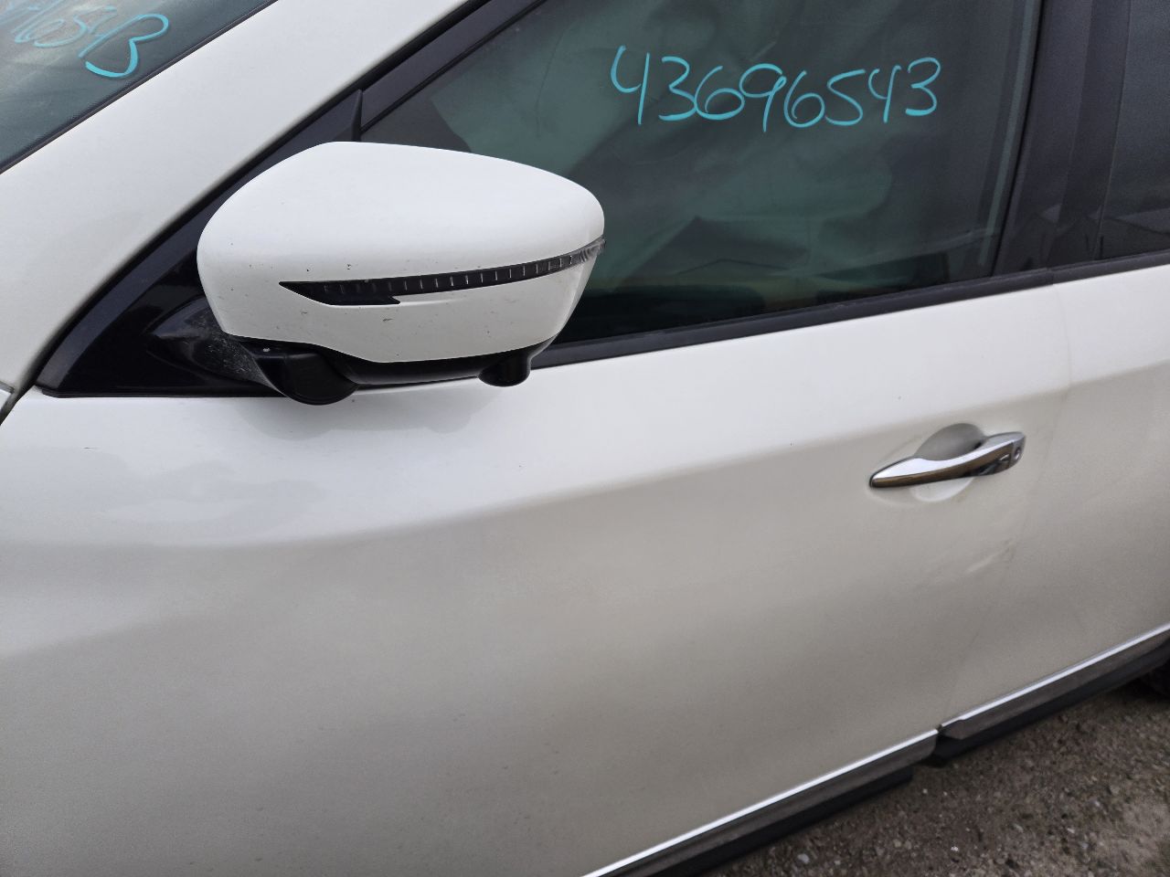 Vehicle/249096_10.jpg