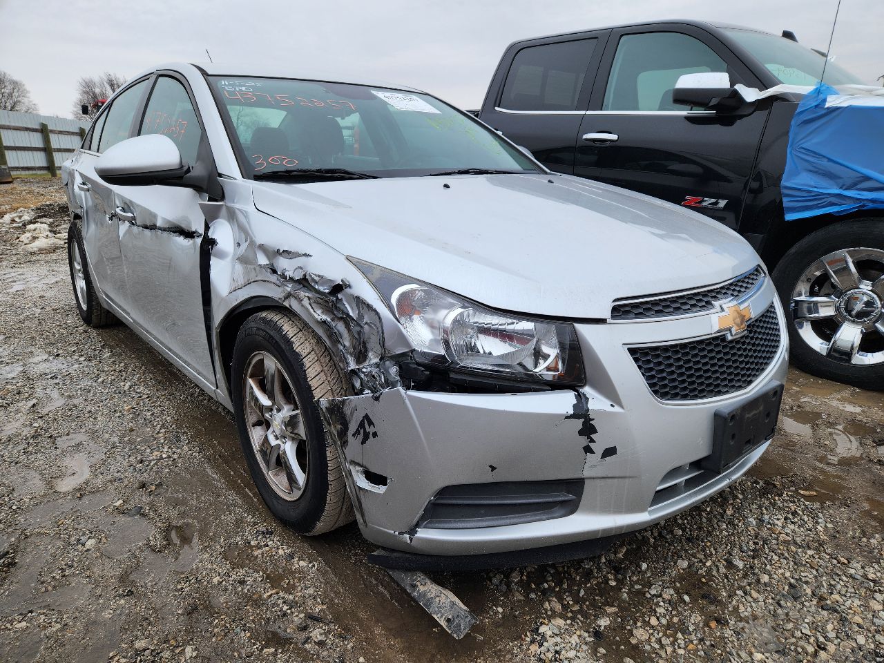 Vehicle/249108_10.jpg