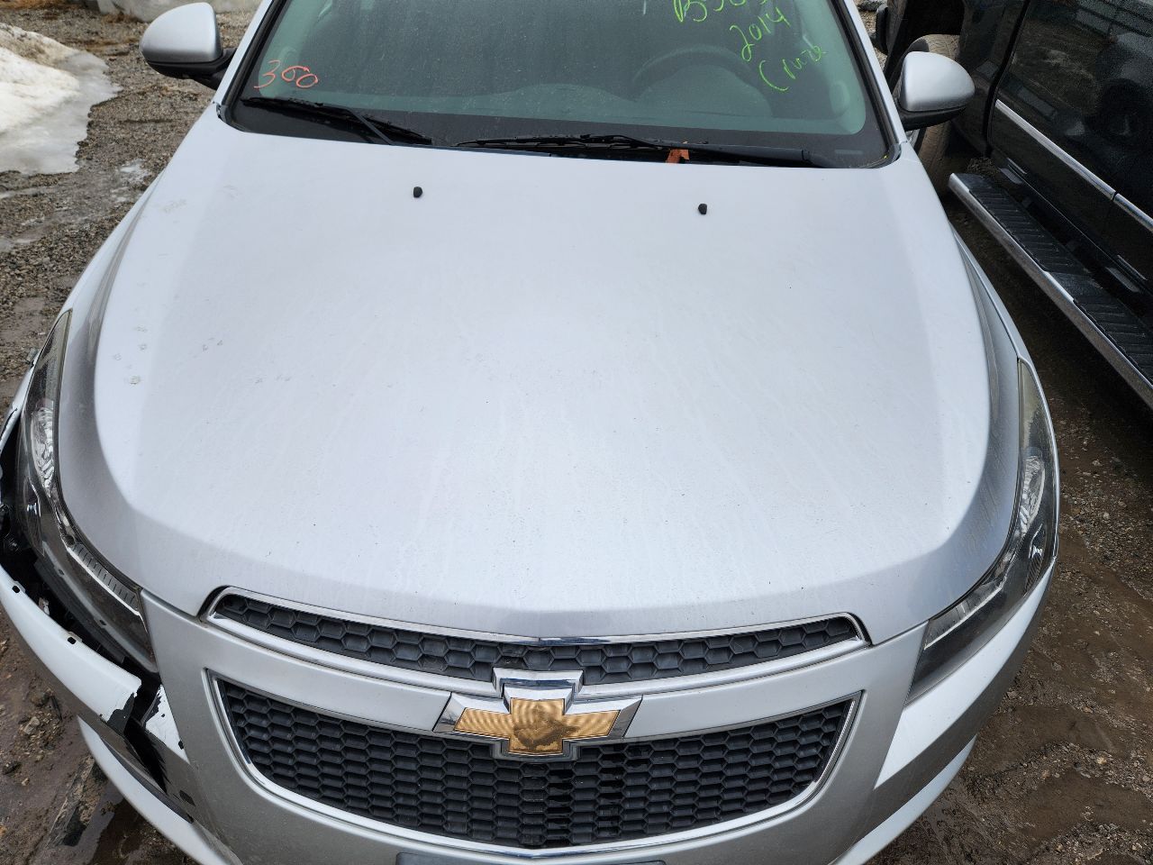 Vehicle/249108_15.jpg