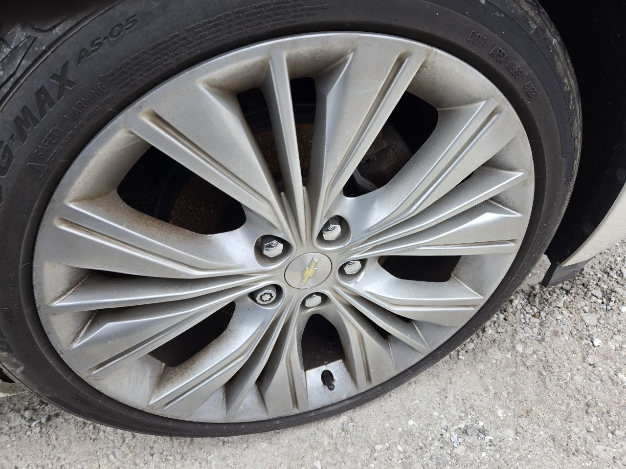 Vehicle/249120_06.jpg