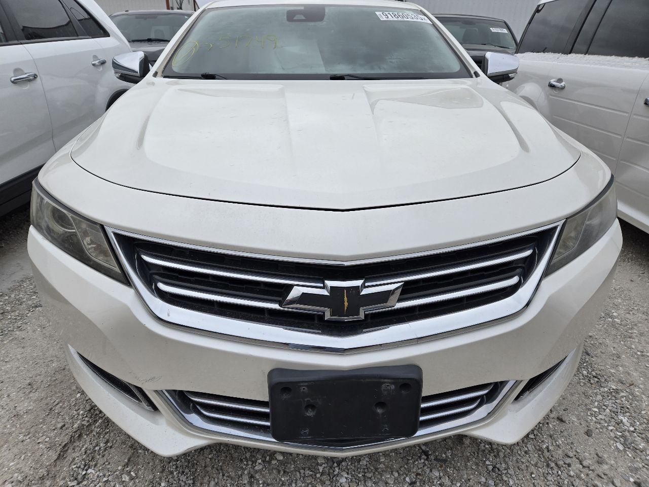 Vehicle/249120_07.jpg