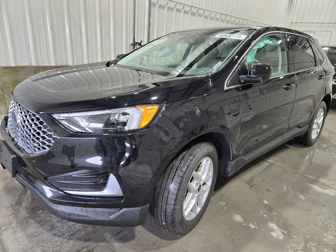 Vehicle/249135_02.jpg