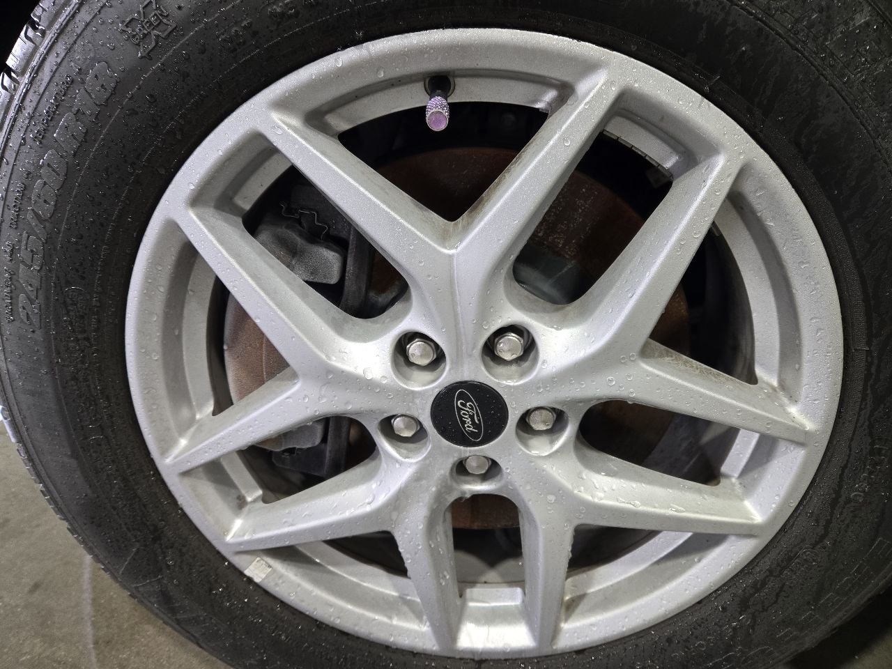 Vehicle/249135_09.jpg