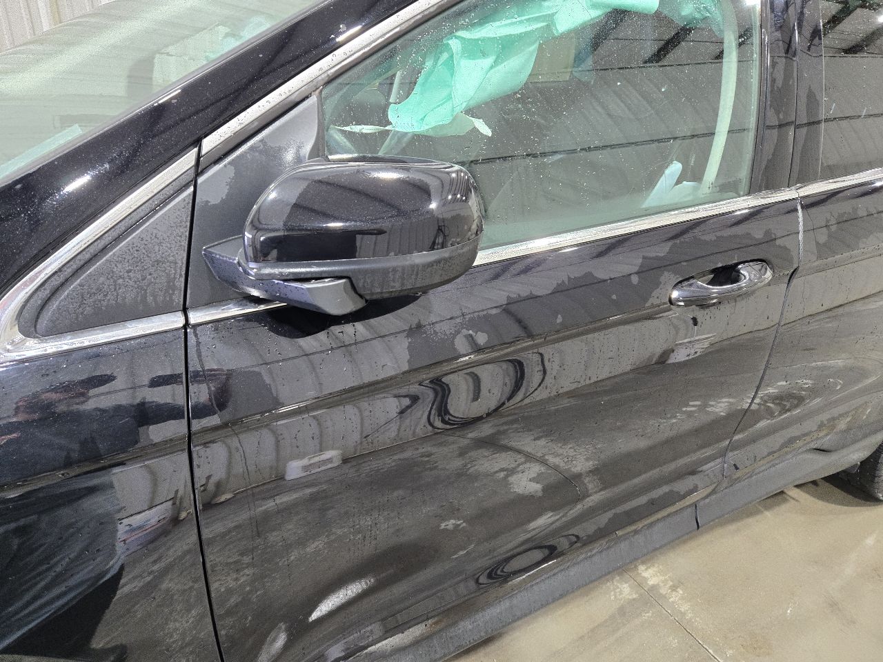 Vehicle/249135_10.jpg