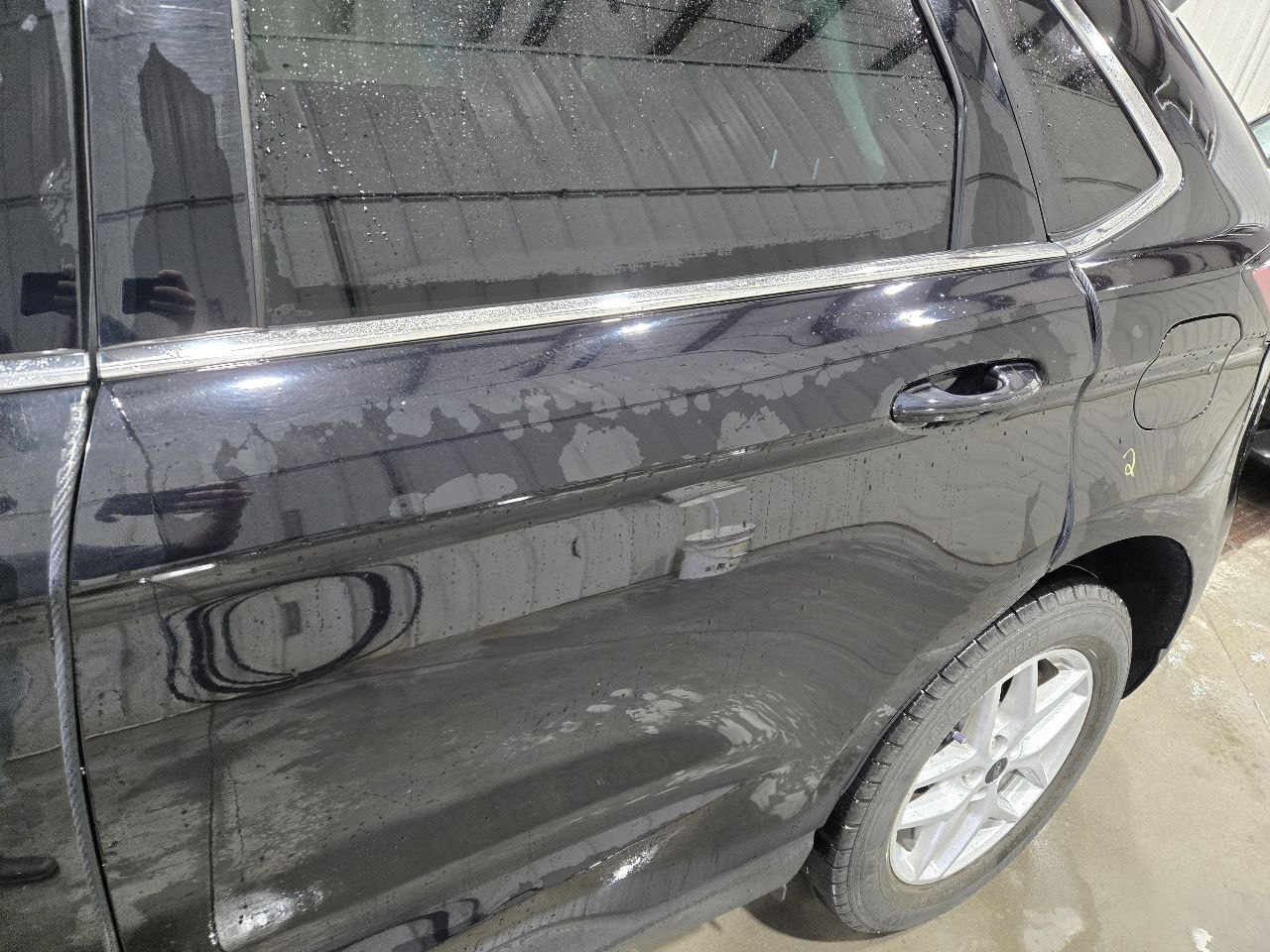 Vehicle/249135_11.jpg