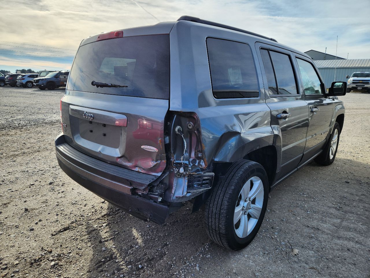 Vehicle/249174_03.jpg