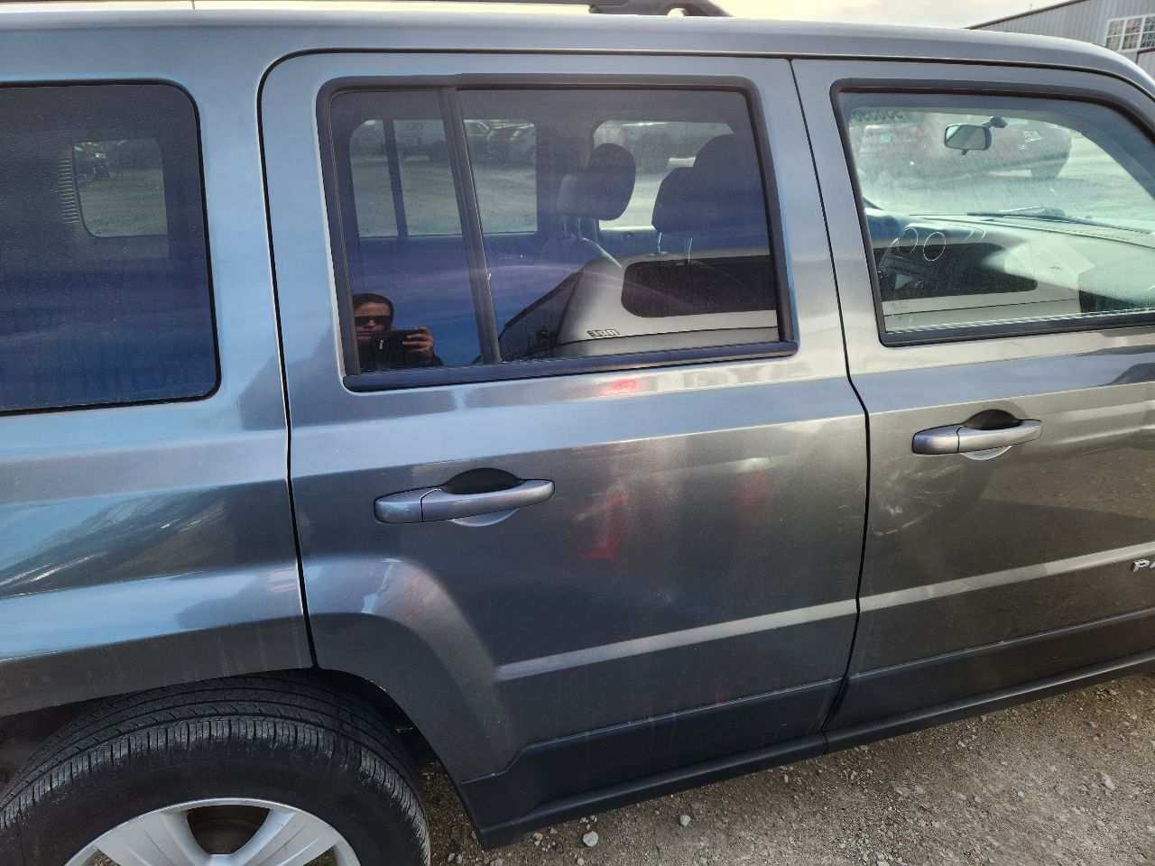 Vehicle/249174_12.jpg