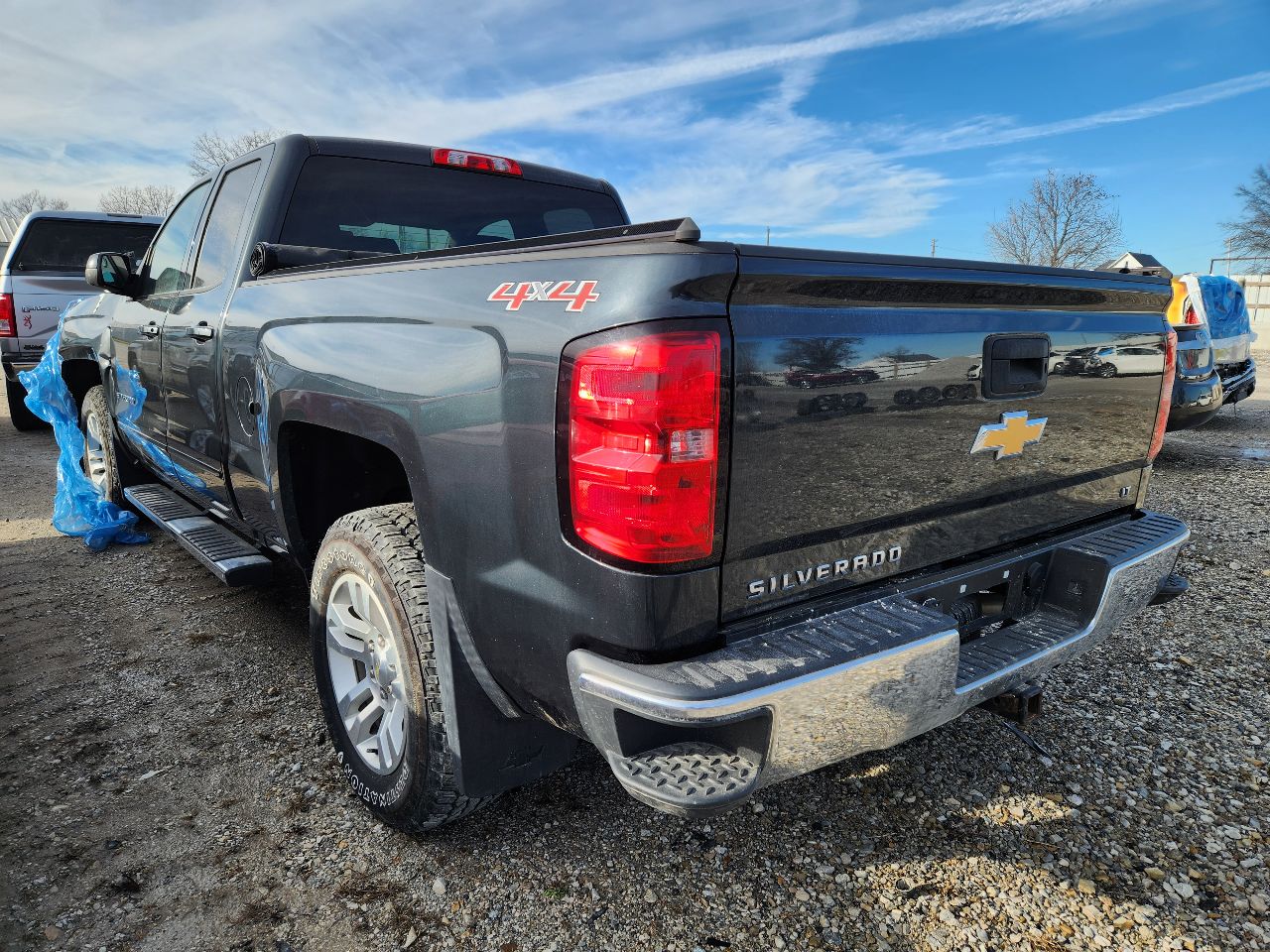 Vehicle/249196_02.jpg