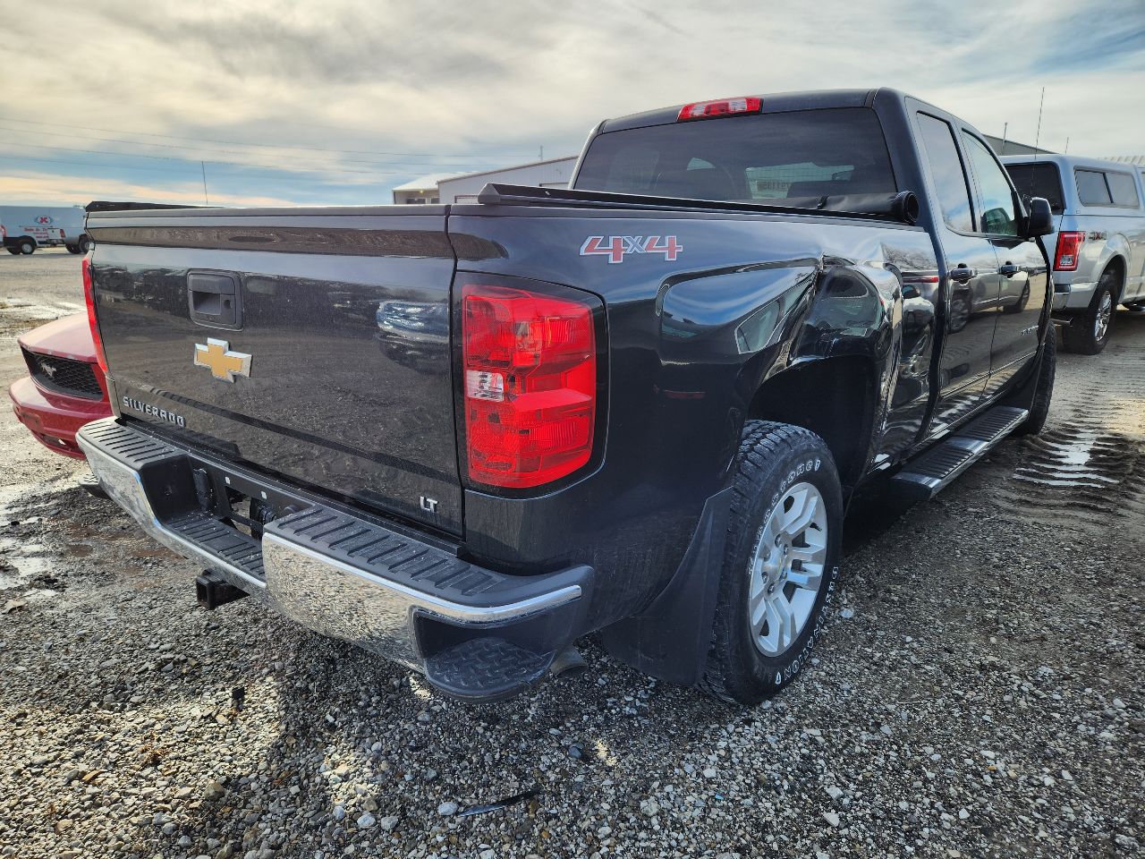 Vehicle/249196_03.jpg